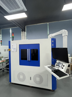 Het volledige Automatische Broodje van de Lasersnijmachine om voor Blad te rollen die Film behandelen